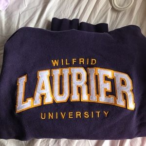 UNIVERSITY SWEATER